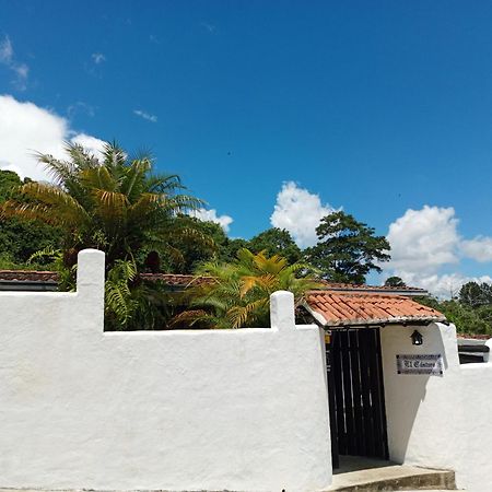 Posada Boutique Le Petit Inn -Casa Ralph- Caracas Exterior photo